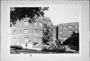 804-808 N VAN BUREN ST, a Neoclassical/Beaux Arts apartment/condominium, built in Milwaukee, Wisconsin in 1917.