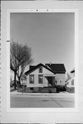 936 W WALKER ST, a Front Gabled house, built in Milwaukee, Wisconsin in .
