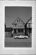 1032 W WALKER ST, a Front Gabled house, built in Milwaukee, Wisconsin in .