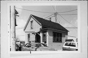 1538A W WALKER ST, a Front Gabled house, built in Milwaukee, Wisconsin in .