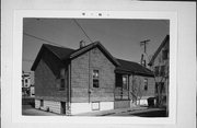 1559A W WALKER ST, a Side Gabled house, built in Milwaukee, Wisconsin in .