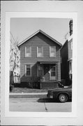 1570 N WARREN, a Front Gabled house, built in Milwaukee, Wisconsin in .