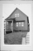 1942 N WARREN, a Front Gabled house, built in Milwaukee, Wisconsin in .