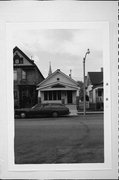 1411 W WASHINGTON ST, a Front Gabled house, built in Milwaukee, Wisconsin in .
