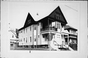 2602-04 S WENTWORTH AVE, a Front Gabled duplex, built in Milwaukee, Wisconsin in 1901.