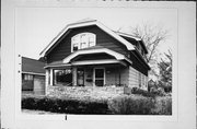 2737 S WENTWORTH AVE, a Bungalow house, built in Milwaukee, Wisconsin in 1928.