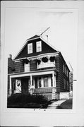 2766-68 S WENTWORTH AVE, a Front Gabled duplex, built in Milwaukee, Wisconsin in 1910.