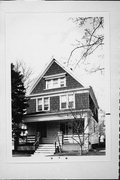 2836 S WENTWORTH AVE, a Front Gabled house, built in Milwaukee, Wisconsin in 1902.