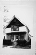 2847 S WENTWORTH AVE, a Front Gabled house, built in Milwaukee, Wisconsin in 1907.