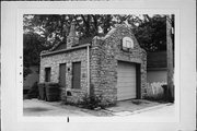 2866 S WENTWORTH AVE (REAR), a NA (unknown or not a building) garage, built in Milwaukee, Wisconsin in 1933.