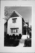2892 S WENTWORTH AVE, a Gabled Ell house, built in Milwaukee, Wisconsin in .