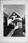 2906 S WENTWORTH AVE, a Front Gabled house, built in Milwaukee, Wisconsin in 1921.