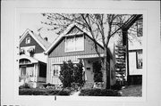 2908-08A S WENTWORTH AVE, a Front Gabled duplex, built in Milwaukee, Wisconsin in .