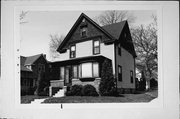 2958 S WENTWORTH AVE, a Front Gabled house, built in Milwaukee, Wisconsin in 1904.