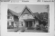 2994 S WENTWORTH AVE, a Front Gabled house, built in Milwaukee, Wisconsin in 1902.