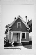 3009 S WENTWORTH AVE, a Front Gabled house, built in Milwaukee, Wisconsin in .