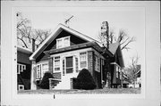 3088 S WENTWORTH AVE, a Bungalow house, built in Milwaukee, Wisconsin in 1913.