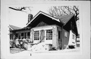 3096 S WENTWORTH AVE, a Bungalow house, built in Milwaukee, Wisconsin in 1913.