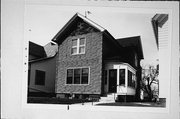 438 E WILSON ST, a Gabled Ell house, built in Milwaukee, Wisconsin in .
