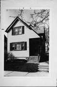 522 E WILSON ST, a Front Gabled house, built in Milwaukee, Wisconsin in 1891.
