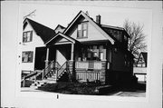 526 E WILSON ST, a Front Gabled house, built in Milwaukee, Wisconsin in 1894.