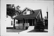 527-27A E WILSON ST, a Bungalow duplex, built in Milwaukee, Wisconsin in .