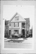 1528-30 E WINDSOR, a Front Gabled duplex, built in Milwaukee, Wisconsin in 1896.