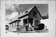 2137 S WOODWARD ST, a Front Gabled house, built in Milwaukee, Wisconsin in .