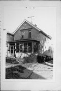 2254 S WOODWARD ST, a Front Gabled house, built in Milwaukee, Wisconsin in .