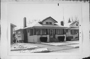 862 BENTON AVE, a Bungalow house, built in Janesville, Wisconsin in 1919.
