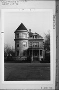 320 ST LAWRENCE AVE, a Queen Anne house, built in Janesville, Wisconsin in 1900.