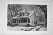 818 6TH ST, a Bungalow house, built in Hudson, Wisconsin in .