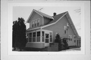 406 E 5TH ST, a Bungalow house, built in New Richmond, Wisconsin in 1920.