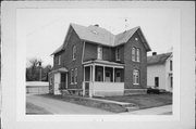 219 S 1ST ST, a Gabled Ell house, built in Galesville, Wisconsin in 1899.