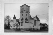 403 E JEFFERSON ST, a Queen Anne church, built in Viroqua, Wisconsin in 1897.