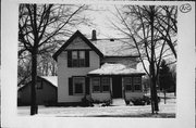 912 RACINE ST, a Gabled Ell house, built in Delavan, Wisconsin in 1890.