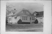 534 2ND AVE, a Bungalow house, built in West Bend, Wisconsin in .