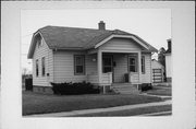 511 S INDIANA AVE, a Bungalow house, built in West Bend, Wisconsin in .