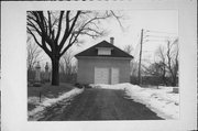 @1080 WALNUT ST (IN UNION CEMETERY), a Other Vernacular garage, built in West Bend, Wisconsin in .