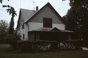 527 E CAPITOL DRIVE, a Cross Gabled house, built in Hartland, Wisconsin in .