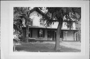 S 78 W 30520, a Gabled Ell house, built in Mukwonago, Wisconsin in .