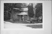 420 COTTONWOOD AVE, a Gabled Ell house, built in Hartland, Wisconsin in .