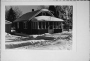 318 PROSPECT AVE, a Bungalow house, built in Hartland, Wisconsin in .