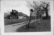 19485 W NATIONAL AVE, a Front Gabled outbuildings, built in New Berlin, Wisconsin in .