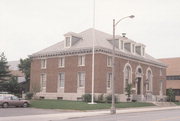 307 S COMMERCIAL ST, a Neoclassical/Beaux Arts post office, built in Neenah, Wisconsin in 1916.