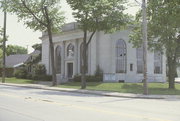 1621 CONGRESS AVE, a Neoclassical/Beaux Arts bank/financial institution, built in Oshkosh, Wisconsin in 1925.
