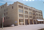 214-228 E ERIE ST, a Romanesque Revival industrial building, built in Milwaukee, Wisconsin in 1891.