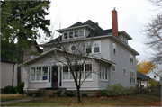 801 CHAPPLE AVE, a American Foursquare house, built in Ashland, Wisconsin in 1917.