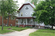 432 W MADISON ST, a Colonial Revival/Georgian Revival house, built in Waterloo, Wisconsin in 1910.
