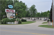 N7207 US HIGHWAY 141, a Contemporary hotel/motel, built in Crivitz, Wisconsin in 1963.